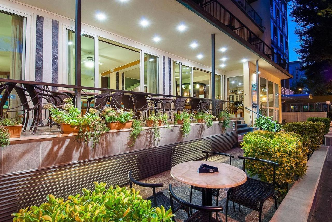 Hotel Ninfea 카톨리카 외부 사진